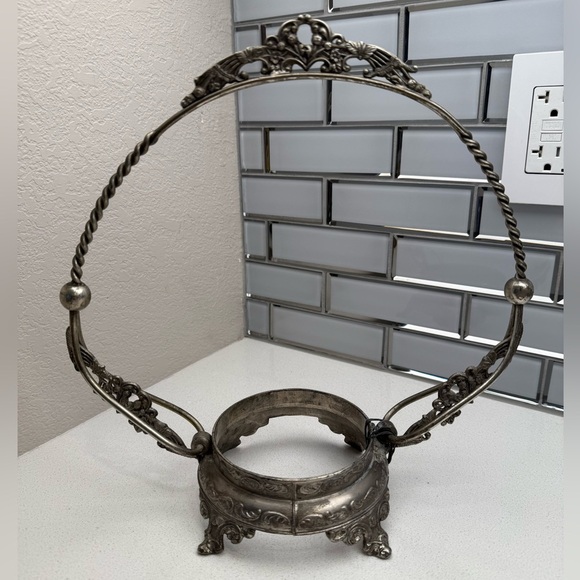 Vintage Bride's Basket Blue Fenton Ruffled Edges Bowl with Metal Holder - Picture 5 of 17